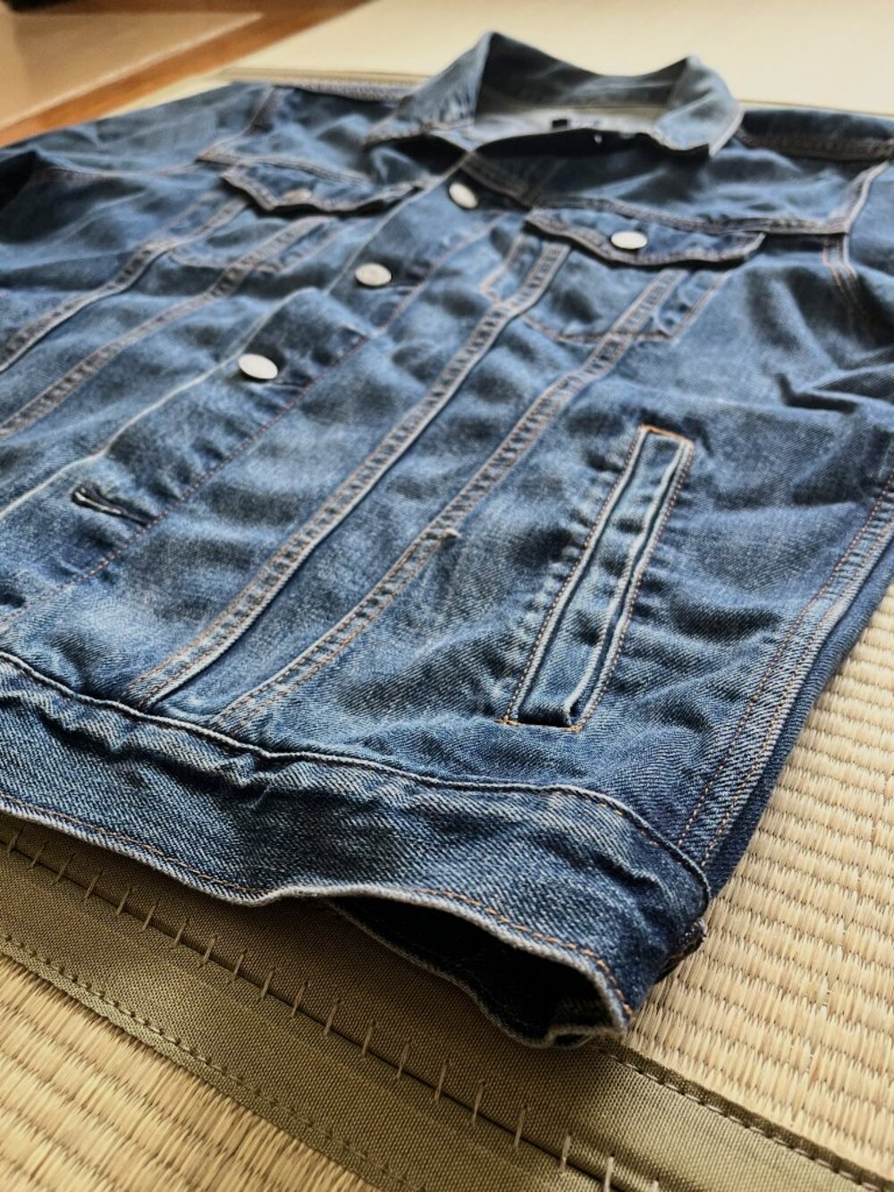 Vintage Gap Classic Icon Denim Jacket - Medium Wash - Size M